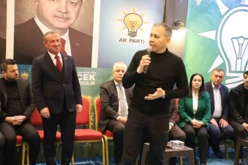 İçişleri Bakanı Yerlikaya, Hakkari’de Mehmetçikle iftar açtı
