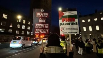 İngiltere'de Anti Boykot Yasa Tasarısı, protestoların gölgesinde kabul edildi