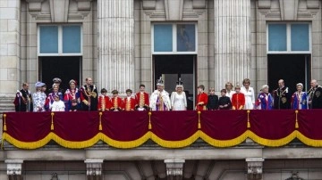 İngiltere'de taç giyme töreninin maliyeti ve Kraliyetin sömürgeci tarihi tartışılıyor