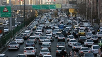 İran, arzın talebi karşılamaması üzerine ikinci el otomobil ithalatına hazırlanıyor