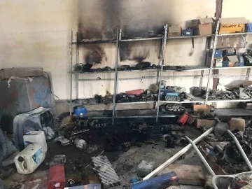 İskenderun’da Sanayi Sitesi’nde iş yeri yangını çıktı
