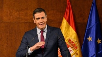 İspanya'da Katalonya sorununun gölgesinde azınlık sol koalisyon hükümeti kuruluyor