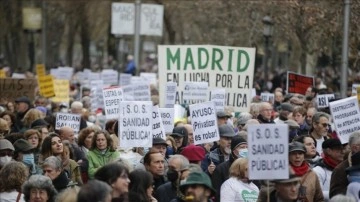 İspanya'da sağlık ve adalet çalışanlarının süresiz grevleri gündelik yaşamı felç ediyor