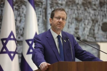 İsrail Cumhurbaşkanı Herzog: &quot;İsrail, esirlerin serbest bırakılması için yeni bir insani araya hazır”
