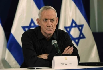 İsrail Savaş Kabinesi üyesi Gantz’dan “acil toplantı” çağrısı
