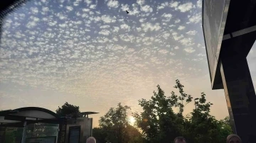 İstanbul’da gökyüzünü saran parçalı bulutlar kartpostallık görüntü oluşturdu
