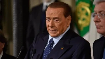 İtalya eski Başbakanı Berlusconi hayatını kaybetti
