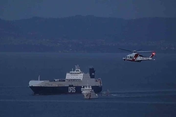 İtalya Savunma Bakanı Crosetto: &quot;Türk gemisi kurtarıldı, kaçak göçmenler yakalandı&quot;
