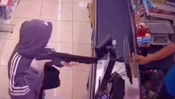 İzmir’de süpermarket soygununda 1 tutuklama
