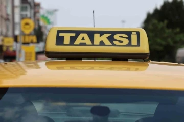 İzmir’de taksi ücretlerine fiyat güncellemesi bekleniyor
