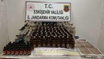 Jandarma ekiplerinden kaçak alkol operasyonu
