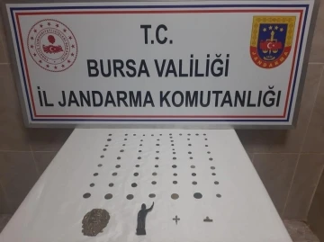 Bursa'da tarihi eser satmaya çalışan iki kişiye operasyon yapıldı