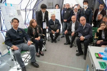 Japon Dışişleri Bakan Yardımcısı, sahra hastanesini ziyaret etti
