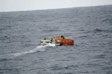 Japonya açıklarında batan gemide bilanço artıyor: 8 ölü
