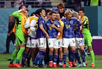 2022 Dünya Kupası: Japonya, geriden gelerek Almanya'yı yıktı