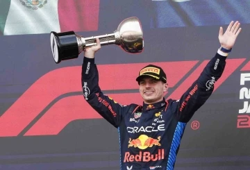 Japonya Grand Prix’sini Max Verstappen kazandı