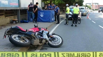 Kadın motosiklet sürücüsü kazada hayatını kaybetti
