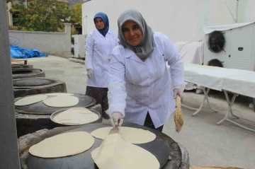 Kadınlar üretiyor, Türkiye’nin her yerine gönderiliyor
