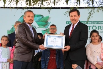 Karatay’ın en çevreci okulları ödüllerini Başkan Kılca’dan aldı
