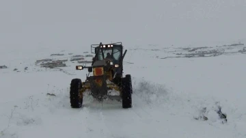 Kars’ta kar 47 köy yolunu ulaşıma kapadı
