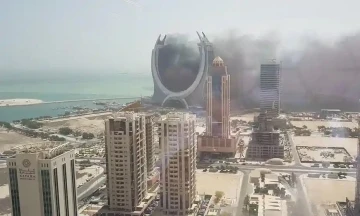 Katar'da taraftarların kaldığı binada yangın