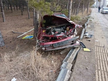 Kaza yapan alkollü sürücü aracını bırakıp olay yerinden ayrıldı
