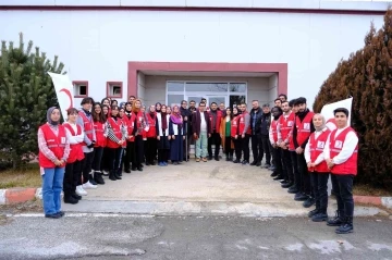 Kızılay, Erzincan’da engelli vatandaşlarla buluşarak çeşitli etkinlikler düzenledi
