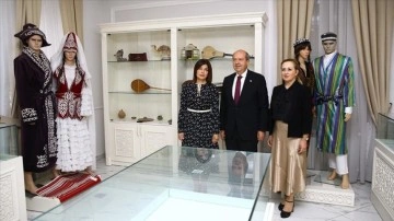 KKTC Cumhurbaşkanı Tatar, Bakü'de Uluslararası Türk Kültür ve Miras Vakfını ziyaret etti