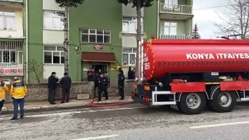 Konya’da evde çıkan yangında 4 kişi yaralandı
