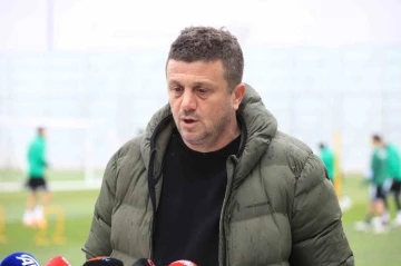 Konyaspor Teknik Direktörü Hakan Keleş: “Biz elimizden geleni yapmaya çalışıyoruz”
