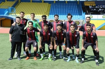 Kredi ve Yurtlar Spor Oyunları” Erkekler Futbol Bölge Şampiyonası Ağrı’da başladı.
