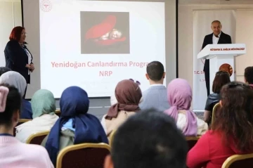 Kütahya’da sağlık personeline ilk Yenidoğan Canlandırma Programı eğitimi
