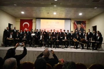 Lapseki’de Cumhuriyetin 100’üncü yılında Musiki konseri düzenlendi
