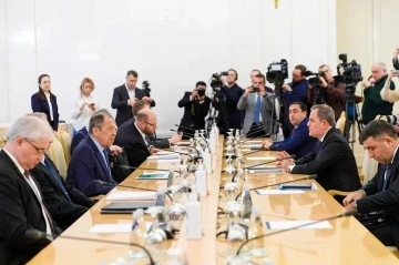 Lavrov: Karabağ'daki anlaşmazlıkların çözülmesinden yanayız