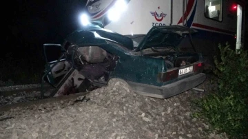 Malatya’da feci kaza: Trenin altında kalan otomobilin sürücüsü hayatını kaybetti
