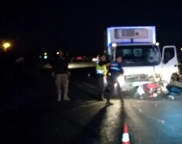 Malatya’da kamyonet ile motosiklet çarpıştı: 2 ölü
