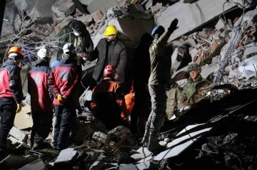 Malatya’da yıkılan binanın altında kalan olmadığı belirlendi
