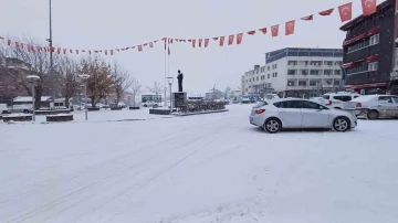 Malazgirt’te kar yağışı
