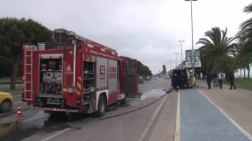 Maltepe’de seyir halindeki minibüste yangın
