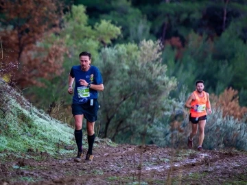 Maratoncular, Aeneas’ın 2 bin yıl önce yürüdüğü yolda Kazdağları’nda 114 kilometre koşacak
