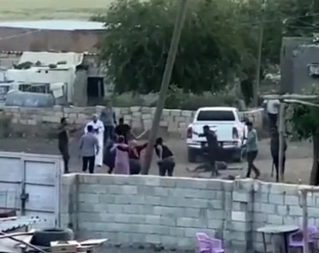 Mardin’de 14 kişinin yaralandığı ’duvar’ kavgasında ölü sayısı 2’ye yükseldi
