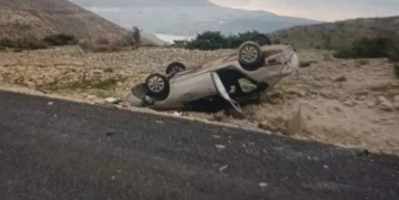 Mardin’de kontrolden çıkan otomobil takla attı: 1 ölü, 3 yaralı
