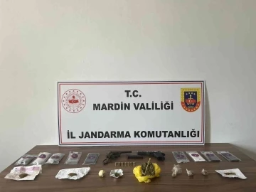 Mardin merkezli dört ilde uyuşturucu operasyonu: 6 tutuklama
