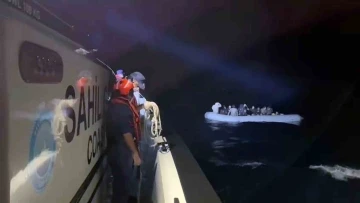 Marmaris’te 39 düzensiz göçmen kurtarıldı