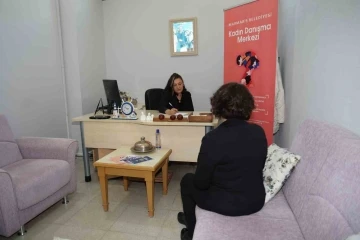 Marmaris’te Kadın Danışma Merkezi vatandaşların yanında olmayı sürdürüyor
