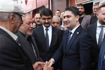 MHP’li Özdemir partililerle bayramlaştı
