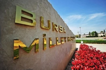 Bursa'da 'Millet Bahçesi' tabelasından harf hırsızlığı