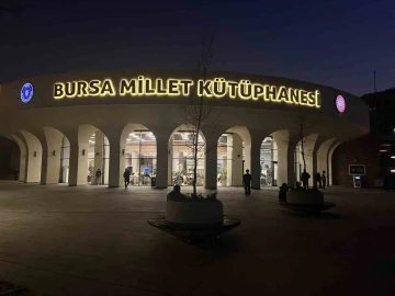 Bursa Altıparmak'ta bulunan Millet Kütüphanesi artık 24 saat açık