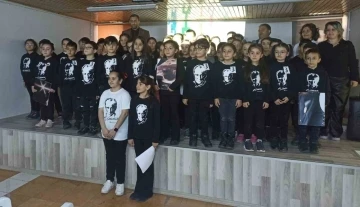 Minik Öğrenciler Atatürk’ü andı
