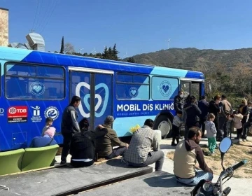 Mobil diş kliniği 3 bin 150 depremzedeye hizmet verdi
